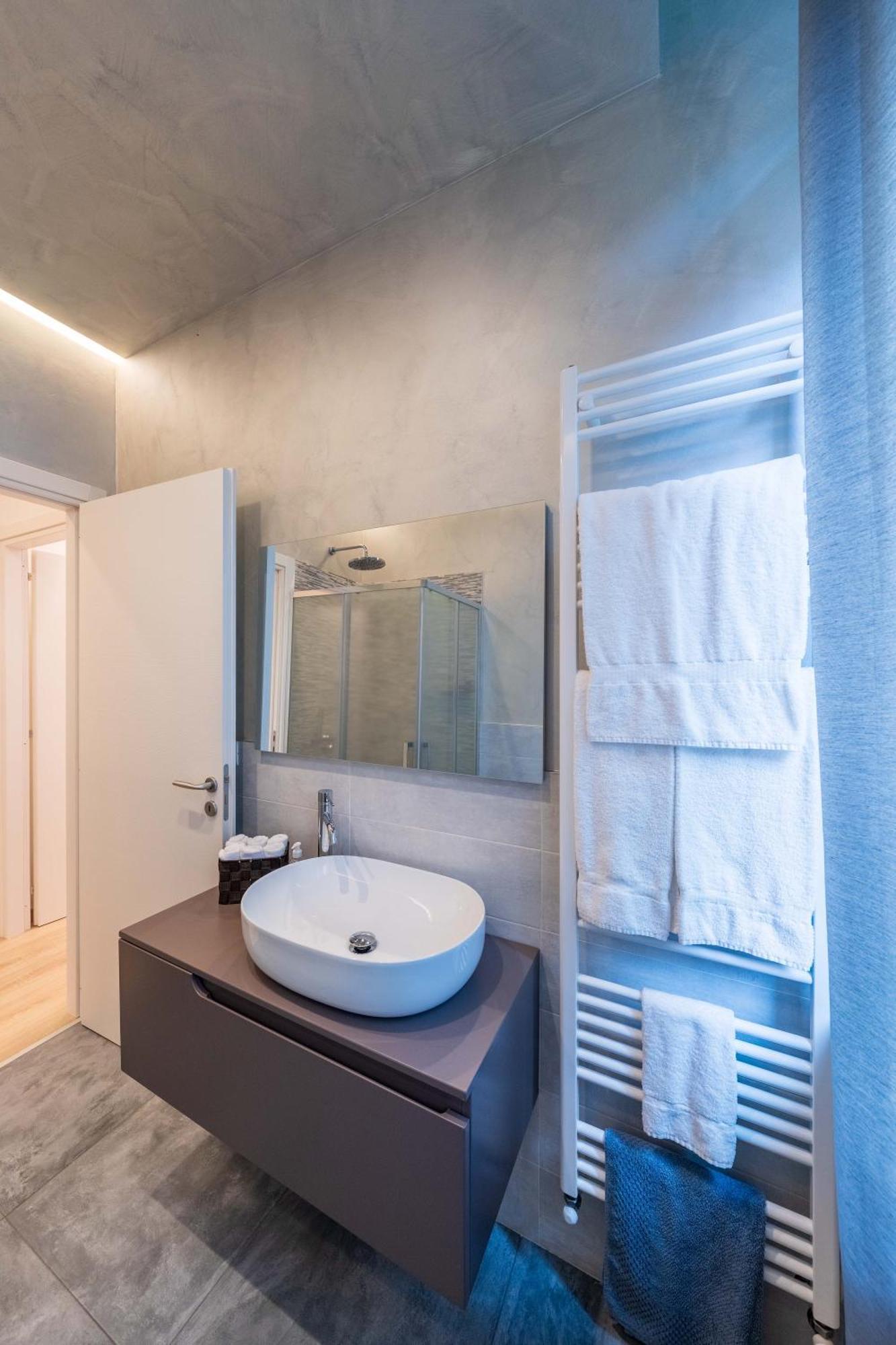 Appartamento La Casa Del Bersagliere Biella Esterno foto
